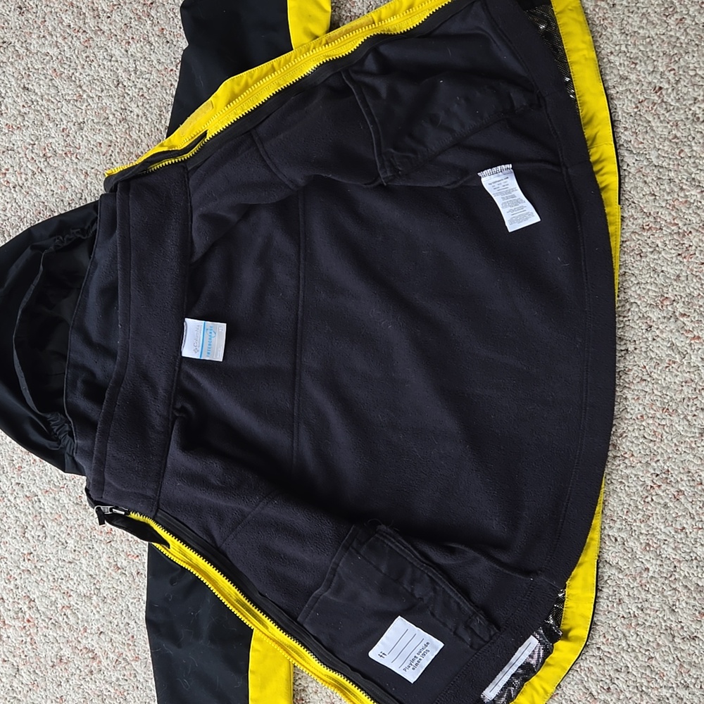 Columbia Winter Coat - Picture 5 of 10